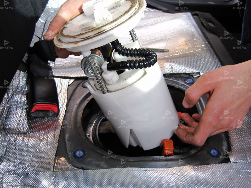 Замена топливного фильтра Nissan Note в Краснодаре