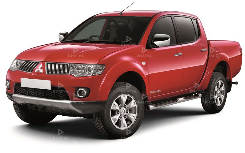 Замена компрессора кондиционера Mitsubishi L200 в Краснодаре Замена компрессора кондиционера Mitsubishi L200 в Краснодаре