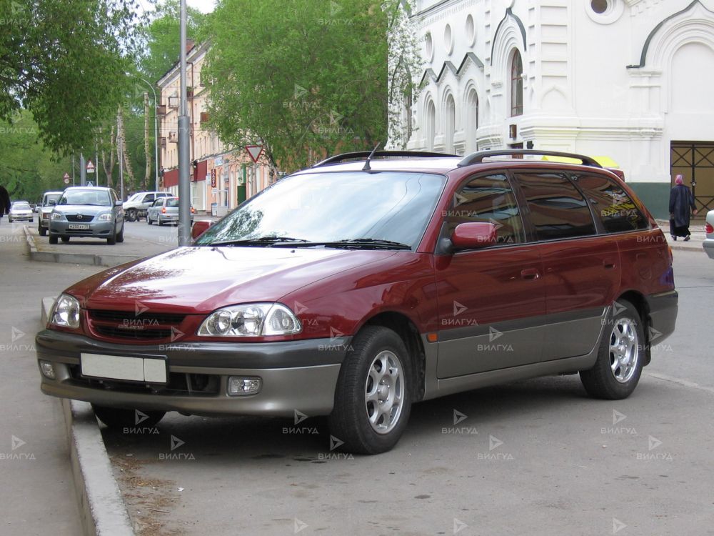 Замена задних сайлентблоков Toyota Caldina в Краснодаре